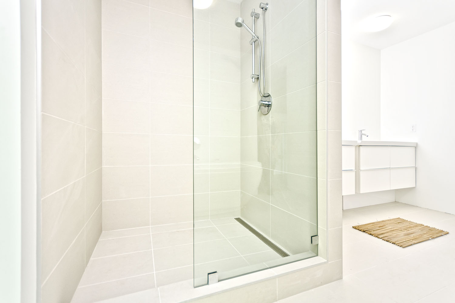 Master Ensuite 2 1
